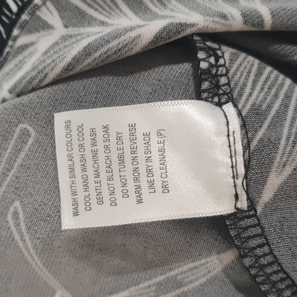 Beme New Dress Size 18 approx Black White - Picture 9 of 9